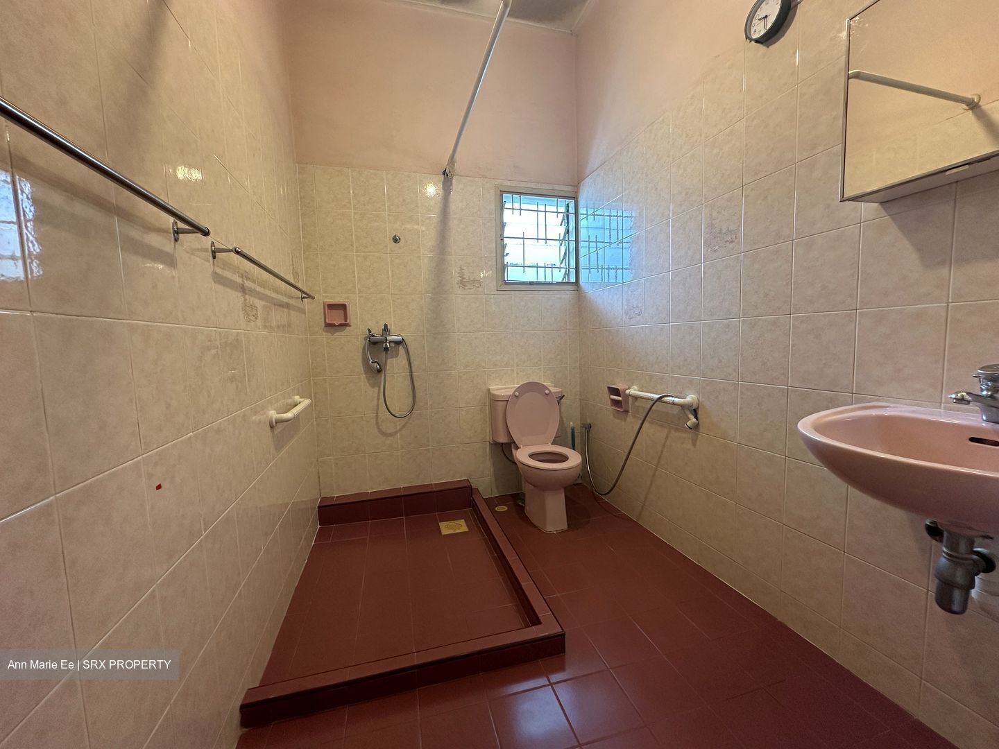 Mayflower Gardens (D20), Terrace #471180071